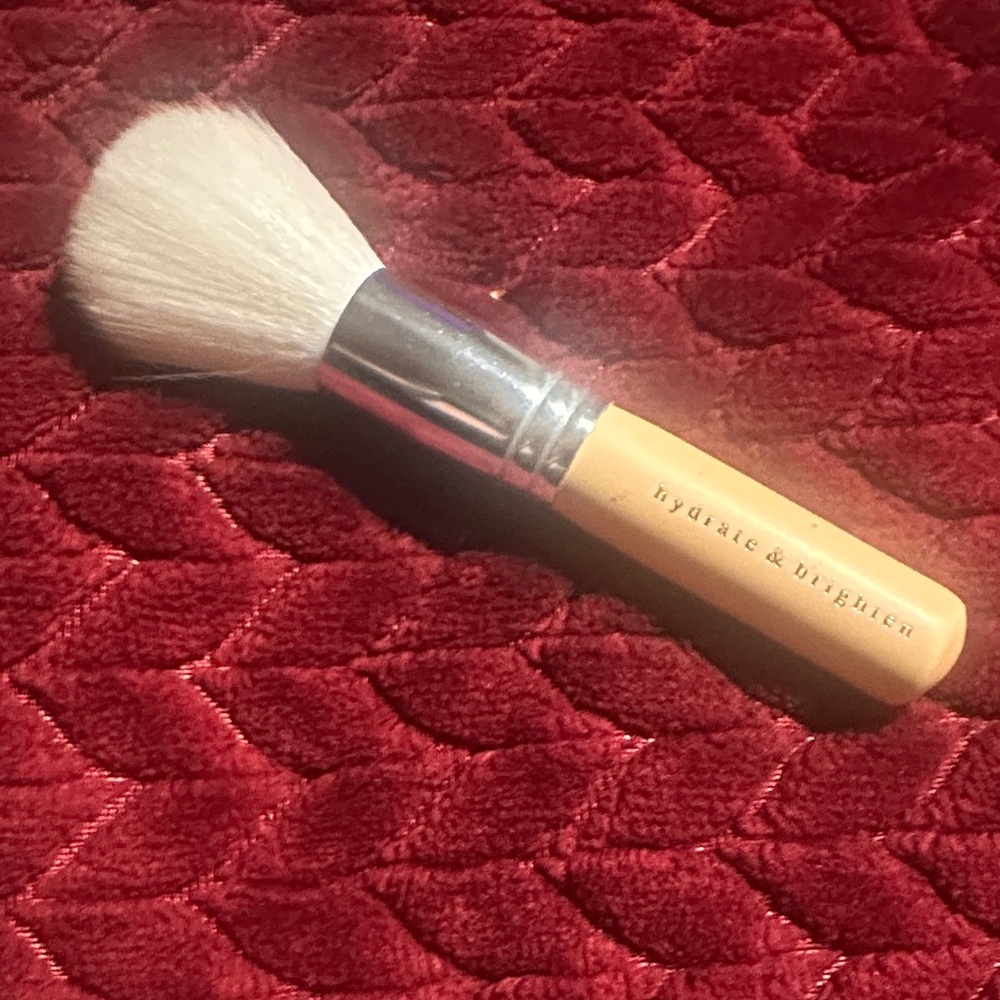 Vintage Id.Bare Escentuals Hydrate & Brighten Makeup Brush